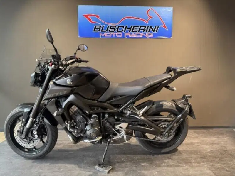 Yamaha MT-09 (2017 - 20) (3)
