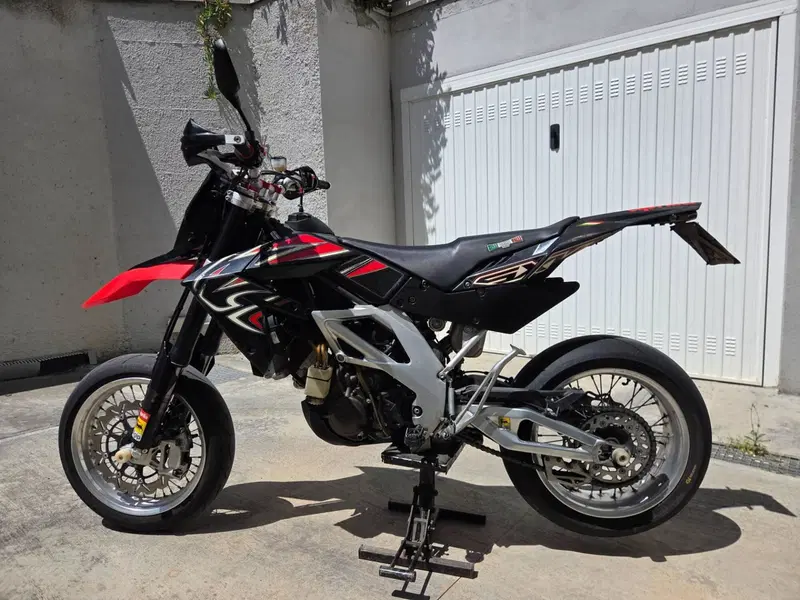 Aprilia SXV 550 (2007 - 14)