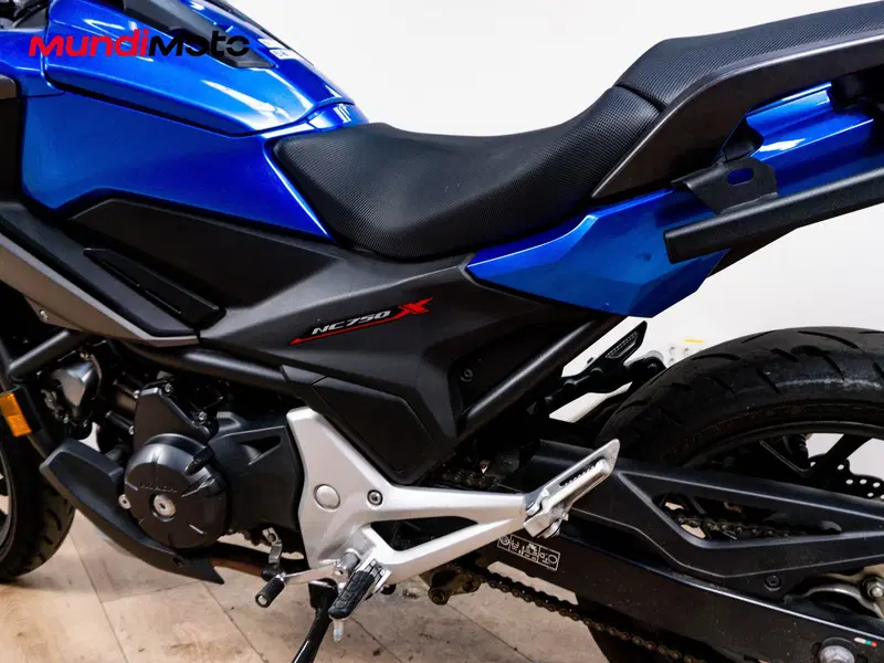 Honda NC 750 X ABS (2014 - 15) (10)