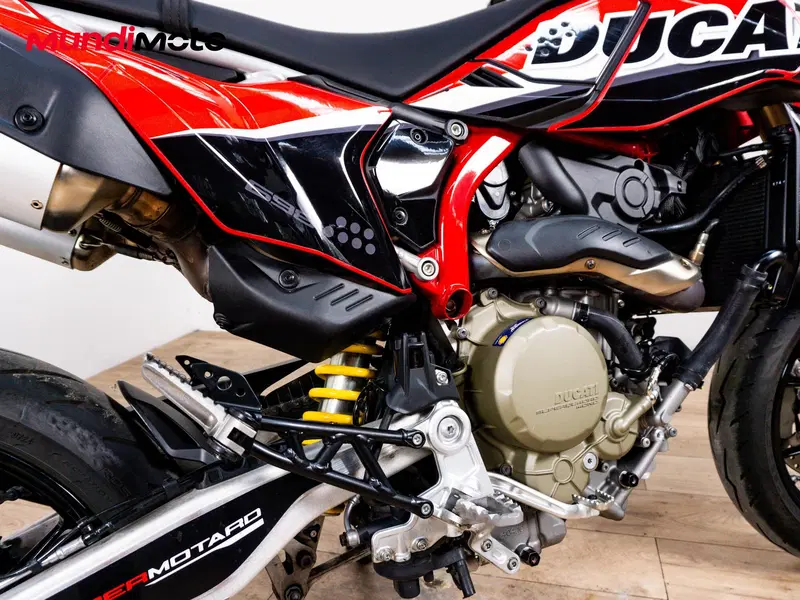 Ducati Hypermotard 698 Mono RVE (2024 - 26) (4)