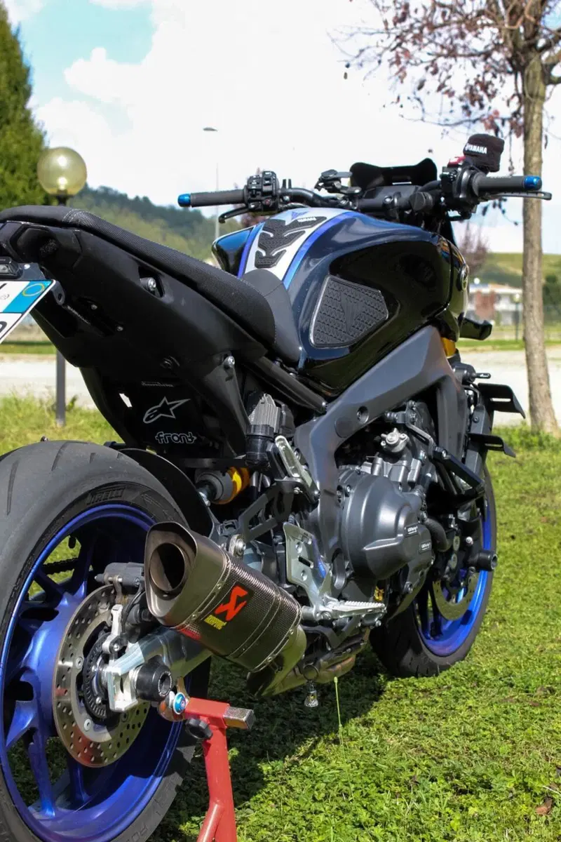 Yamaha MT-09 SP (2021 - 23) (4)