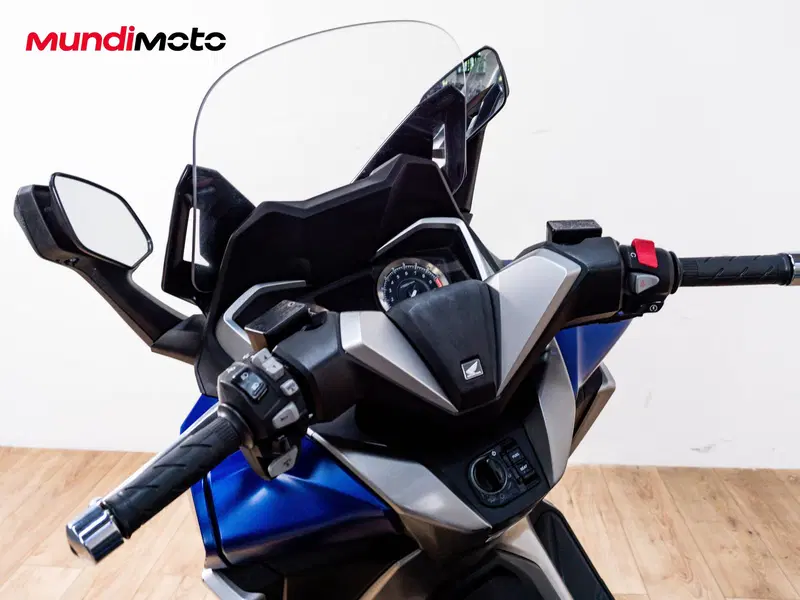 Honda Forza 350 (2025 - 26) (11)