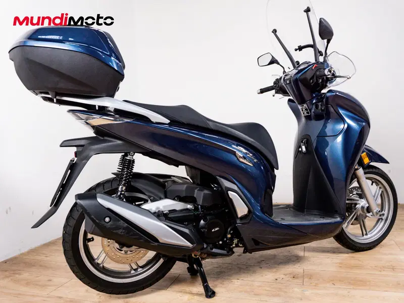 Honda SH 350i Sport (2025 - 26) (3)