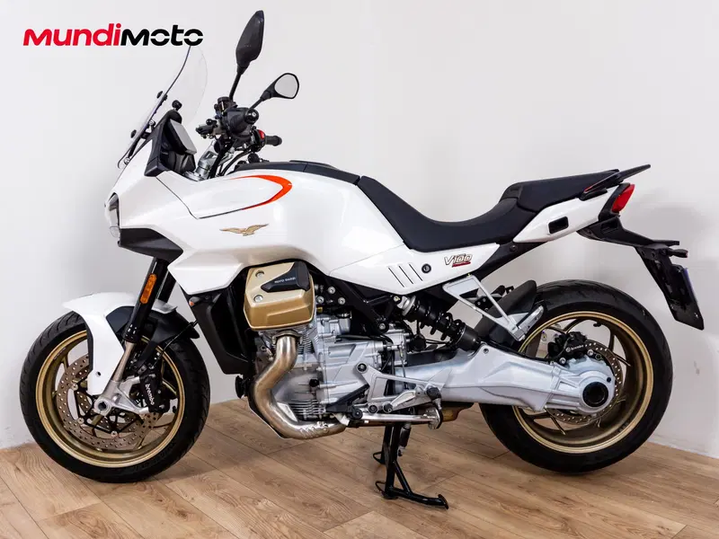 Moto Guzzi V100 Mandello (2022 - 24) (5)