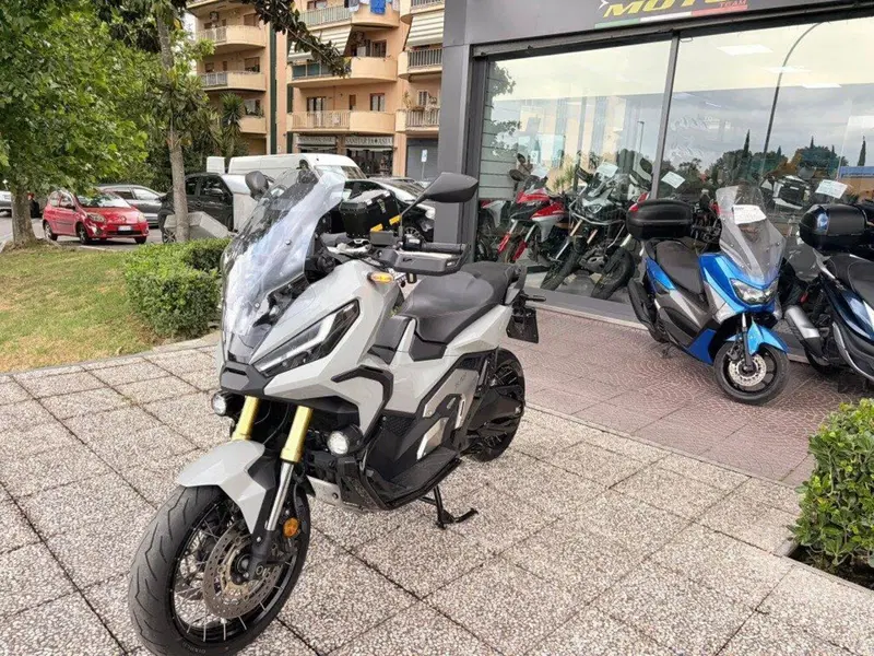 Honda X-ADV 750 DCT (2021 - 24) (10)