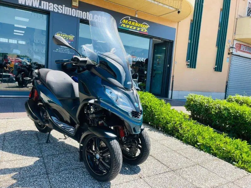 Piaggio MP3 300 ABS Hpe (2021 - 24) (3)
