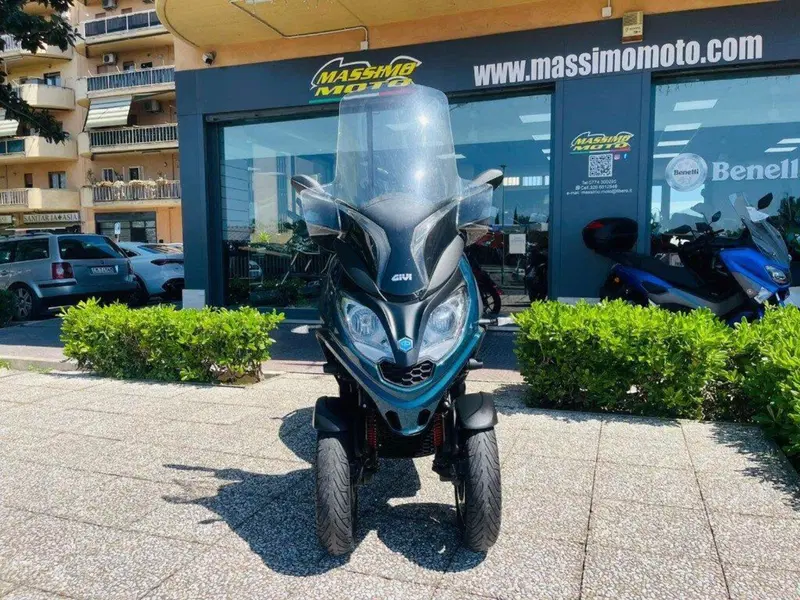 Piaggio MP3 300 ABS Hpe (2021 - 24) (4)