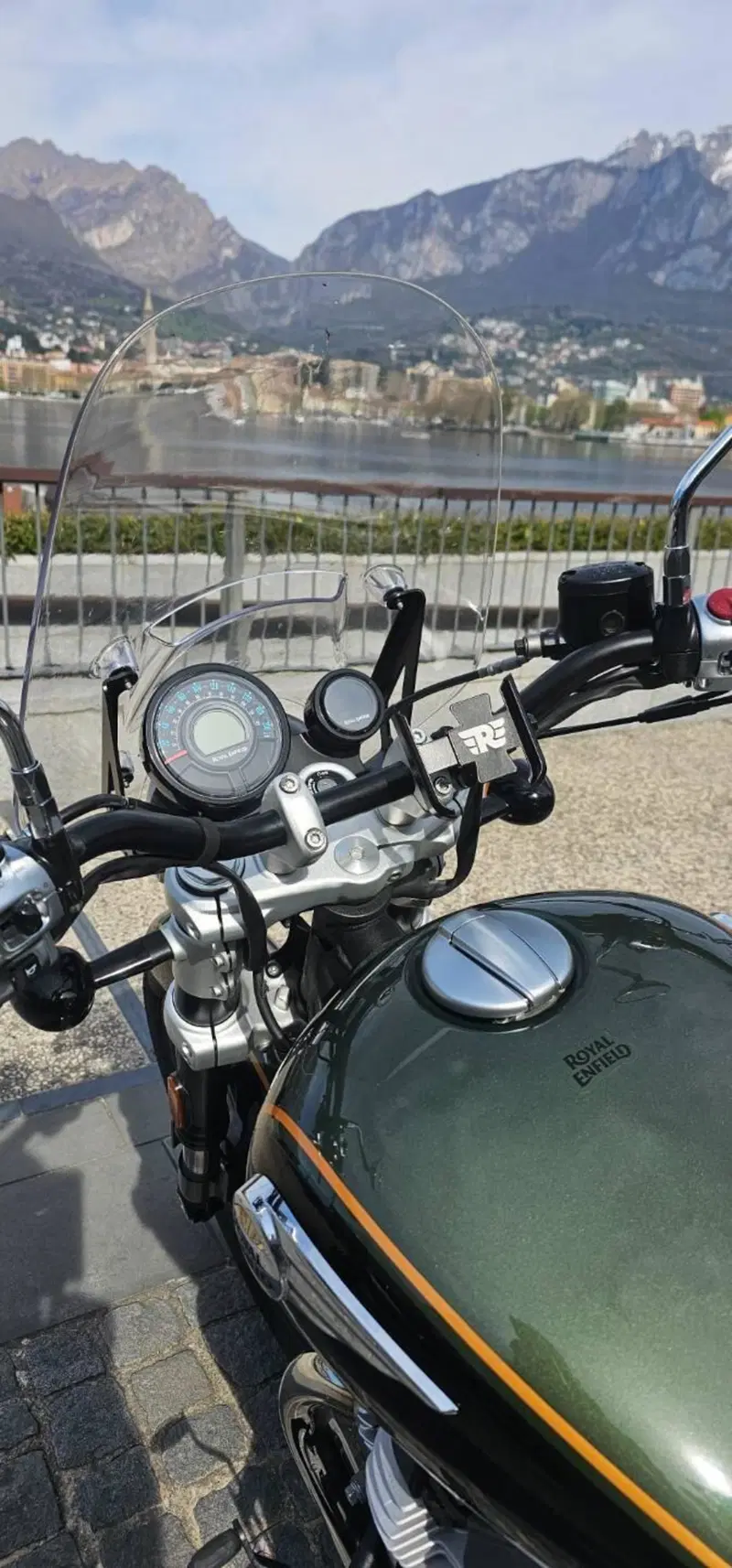 Royal Enfield Super Meteor 650 (2023 - 26) (3)