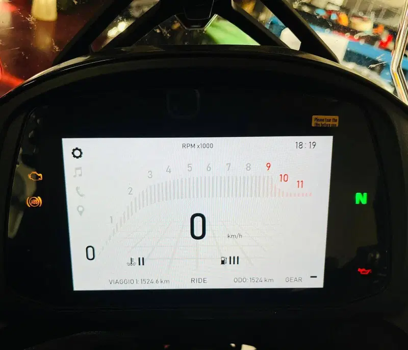 Moto Morini X-Cape 650 (2021 - 26) (3)