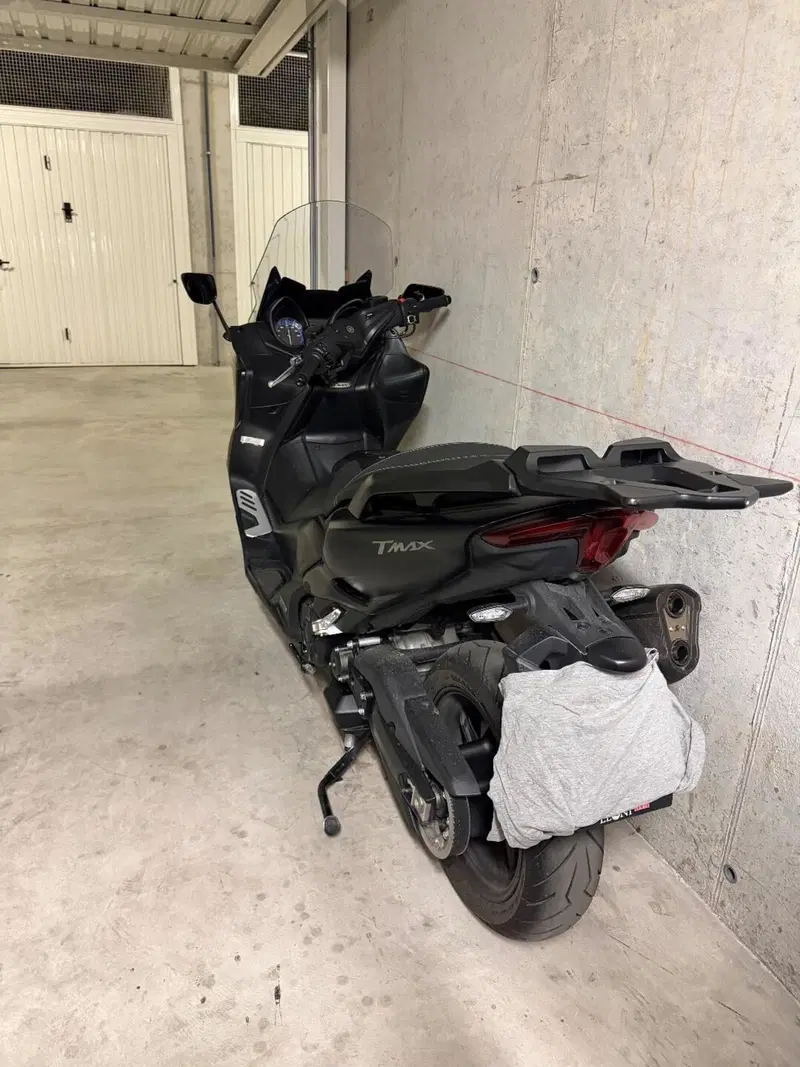 Yamaha T-Max 560 (2020 - 21) (3)