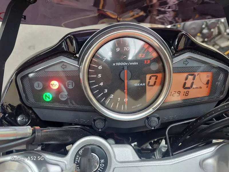 Suzuki Inazuma 250 (2012 - 17) (8)