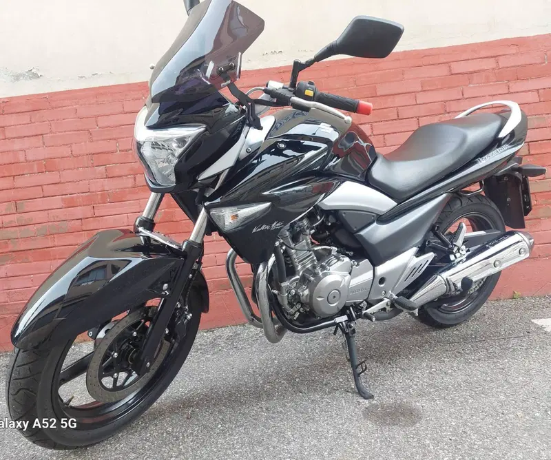 Suzuki Inazuma 250 (2012 - 17) (6)