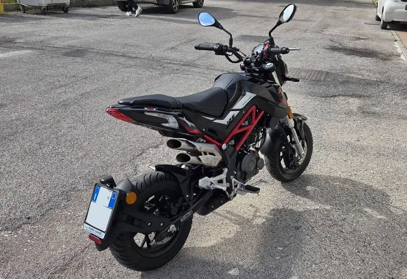 Benelli Tornado Naked T 125 (2022 - 25) (3)