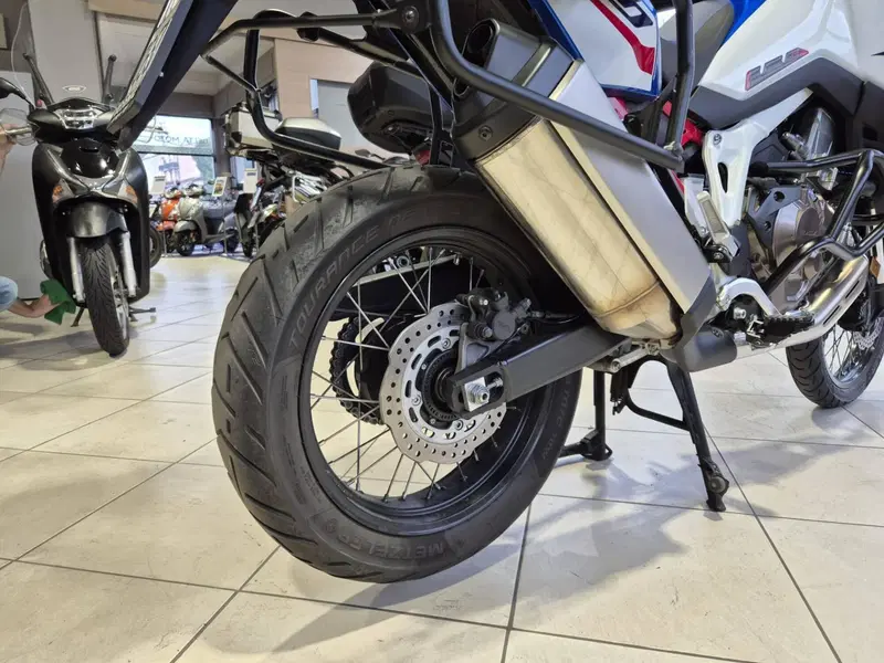 Honda Africa Twin CRF 1100L (2022 - 23) (11)