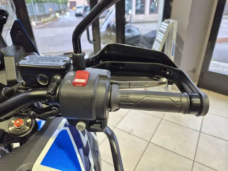 Honda Africa Twin CRF 1100L (2022 - 23) (15)