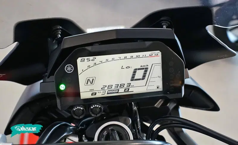 Yamaha MT-10 (2017 - 20) (6)