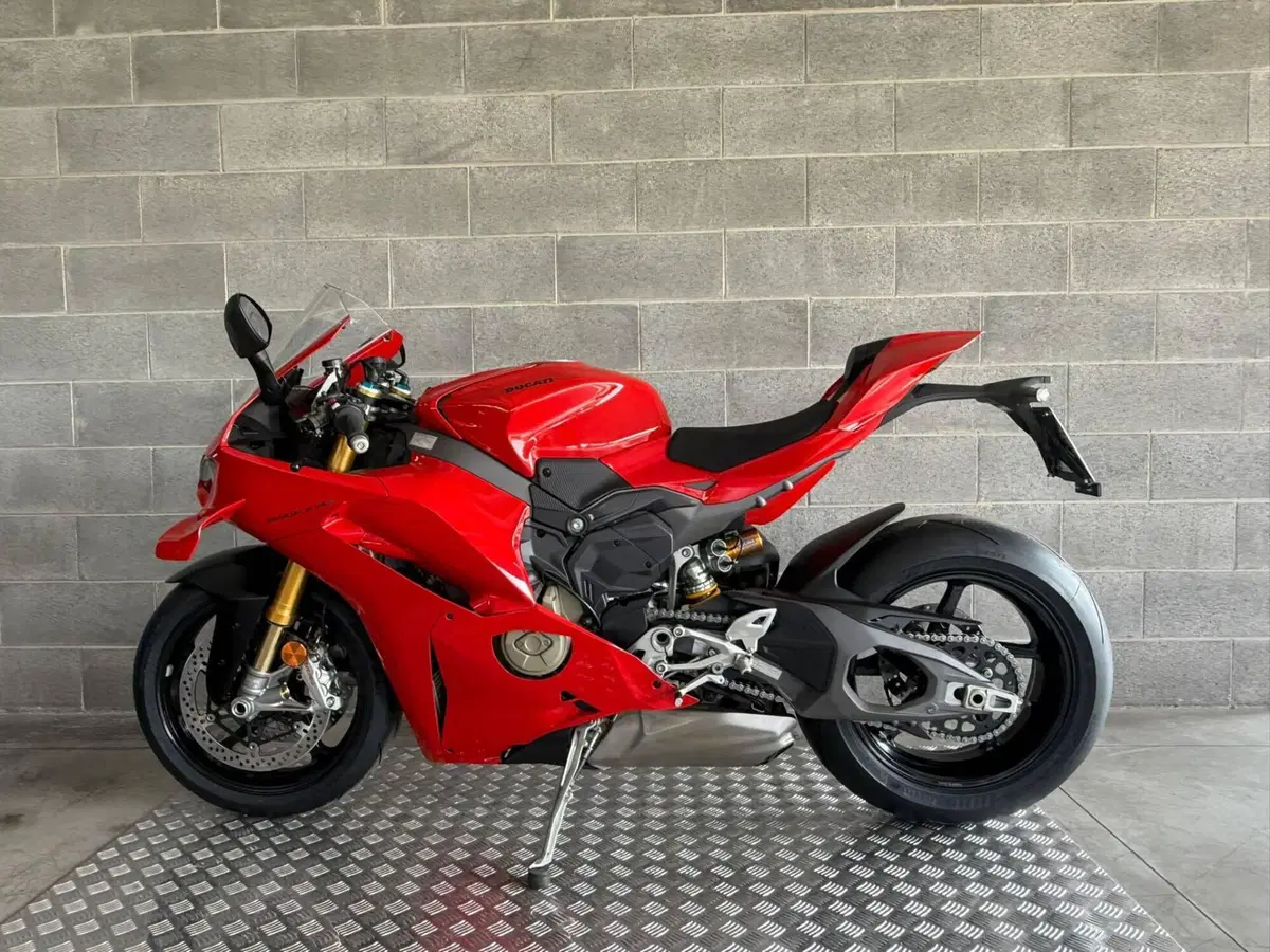 Ducati Panigale V4 S (2025 - 26) (5)