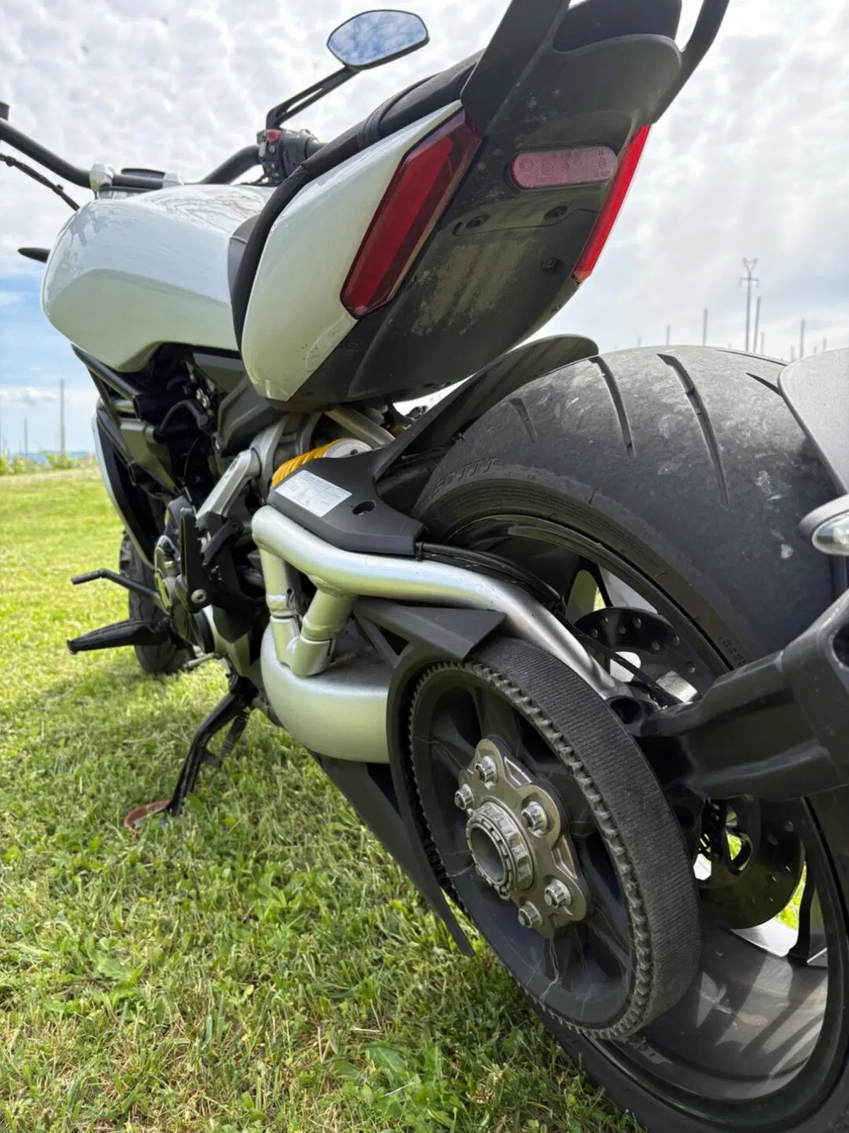 Ducati XDiavel 1262 S (2016 - 20) (5)