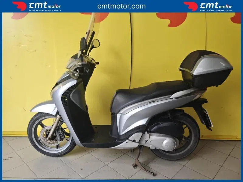 Honda SH 150i (2009 - 12) (3)