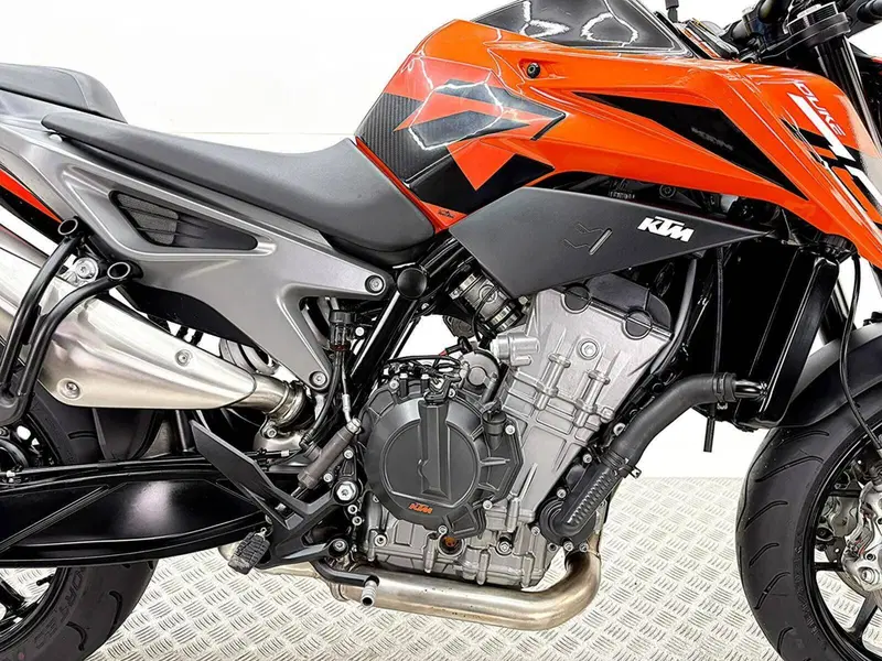 KTM 790 Duke L (2023 - 24) (8)