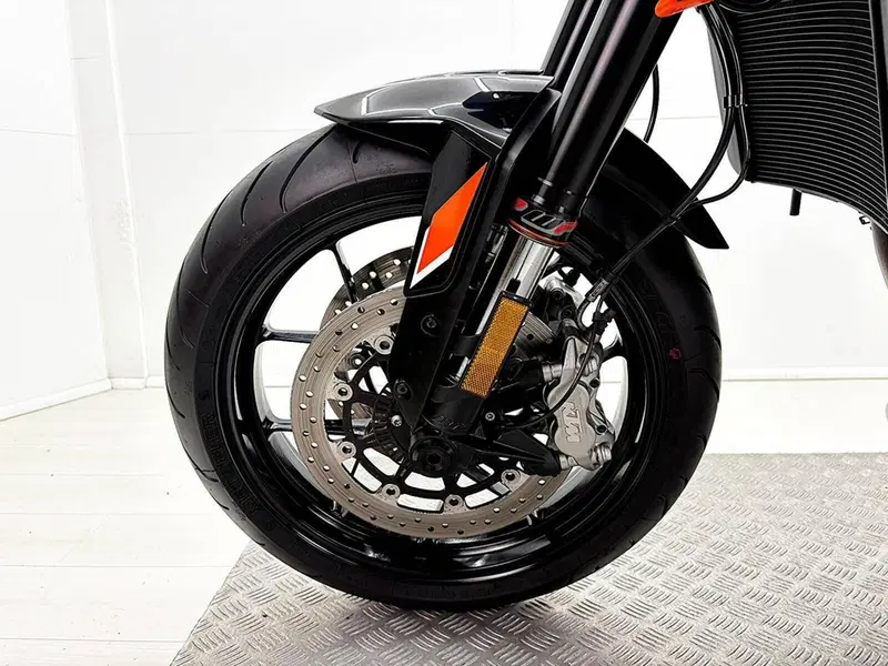 KTM 790 Duke L (2023 - 24) (12)