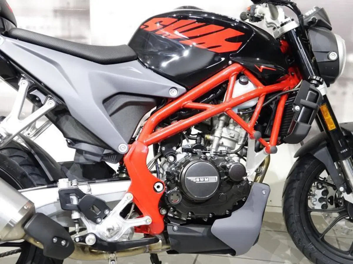 Swm Varez 125 (2020) (3)