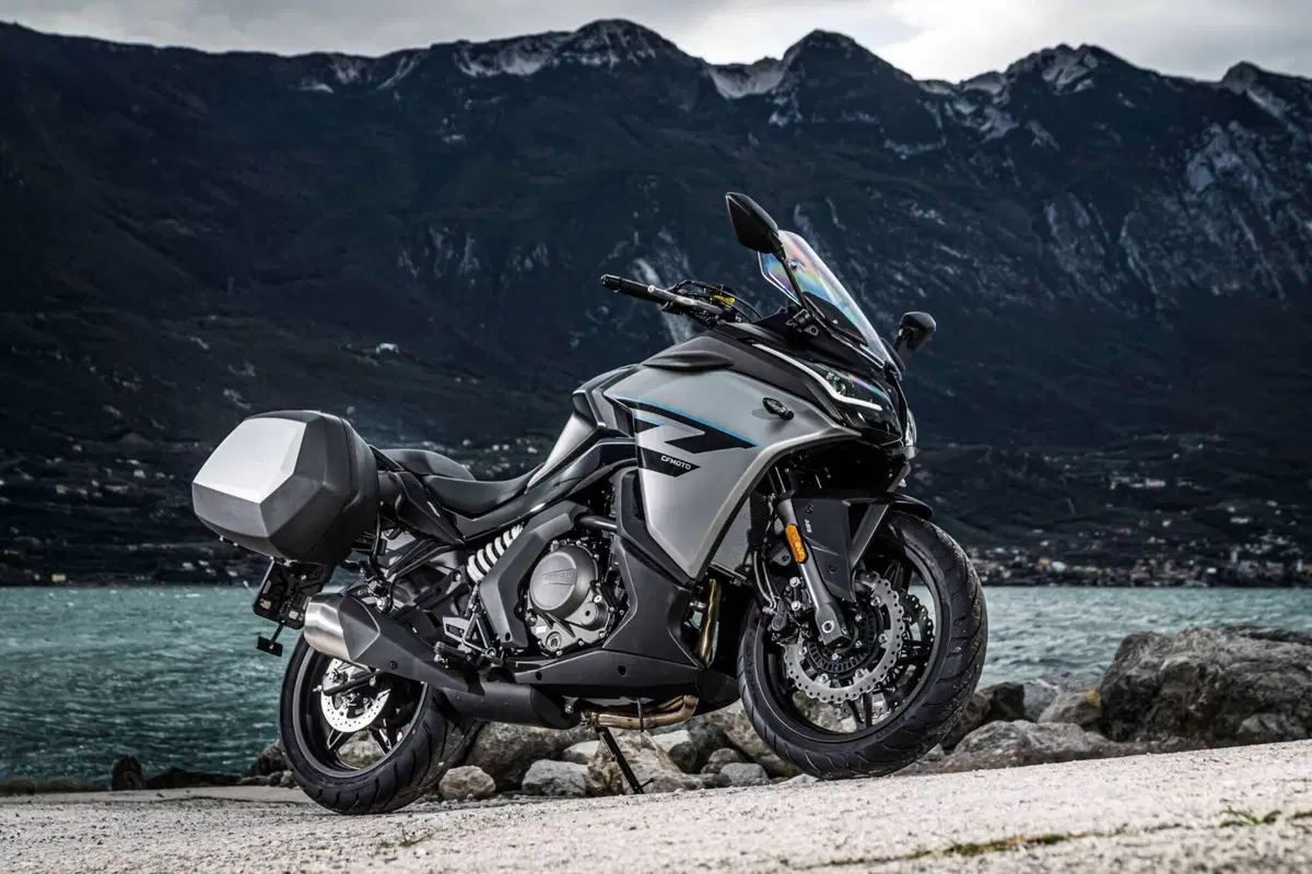 CFMOTO 650GT (2021 - 26) (11)