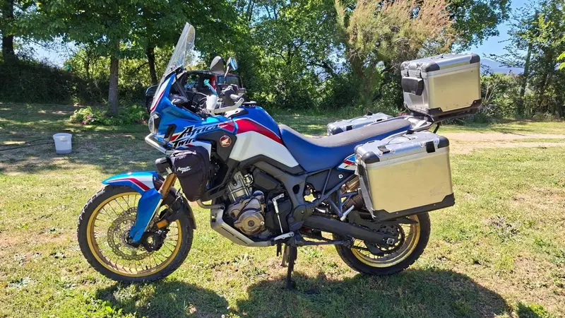 Honda Africa Twin CRF 1000L Desert Track (2019 - 20) (2)
