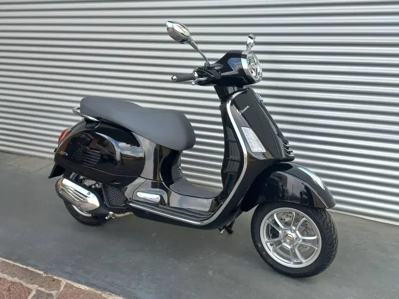 Vespa GTS 125 (2025 - 26) (3)