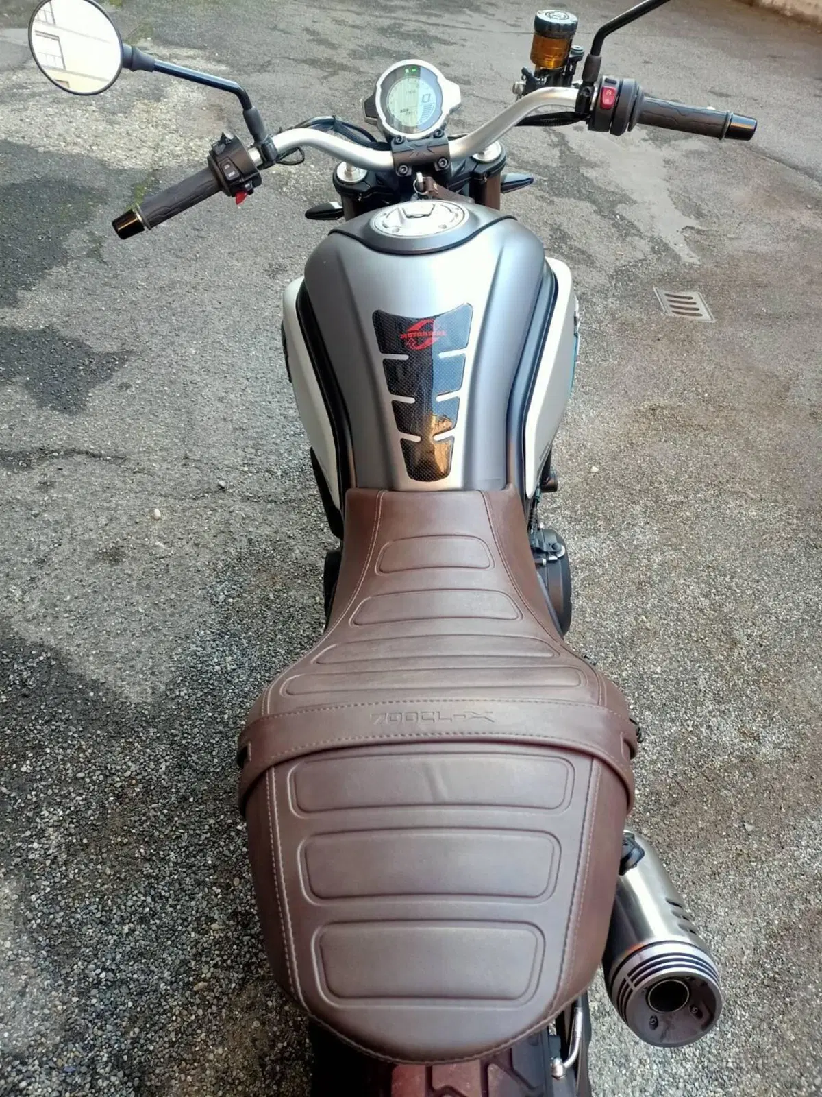 CFMOTO 700CL-X Heritage (2021 - 26) (3)