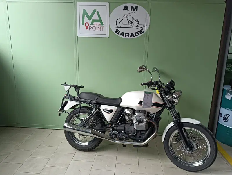 Moto Guzzi V7 Classic (2008 - 12) (2)