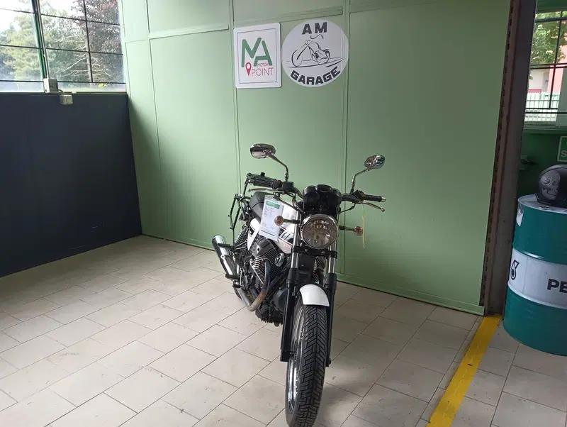 Moto Guzzi V7 Classic (2008 - 12) (3)