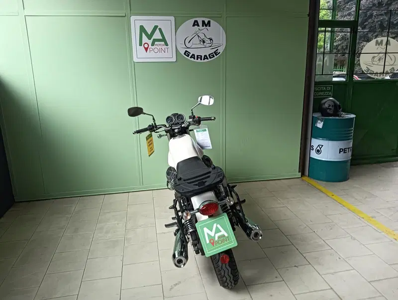 Moto Guzzi V7 Classic (2008 - 12) (5)