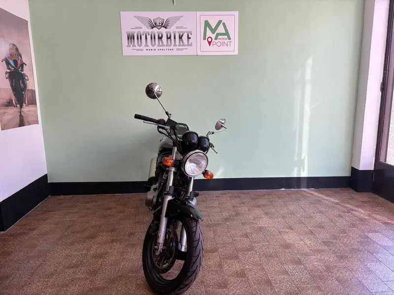 Suzuki GS 500 (2001 - 06) (2)
