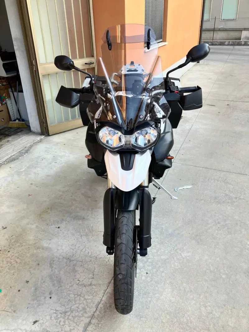 Triumph Tiger 800 XC (2011 - 12)