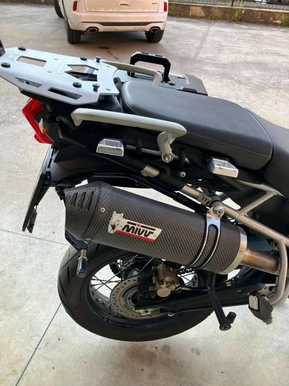 Triumph Tiger 800 XC (2011 - 12) (5)