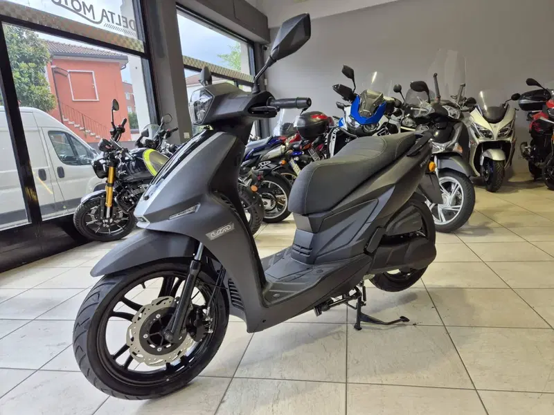 Um Italia Wynwood 125 (2025 - 26) (6)