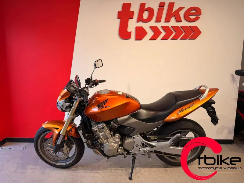 Honda Hornet 600 (2005 - 06) (3)