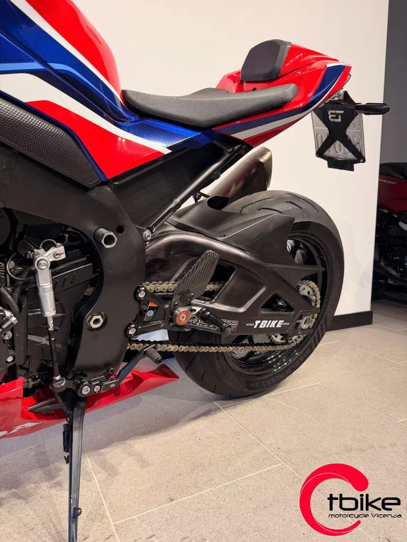 Honda CBR 1000 RR-R Fireblade SP (2020 - 21) (3)