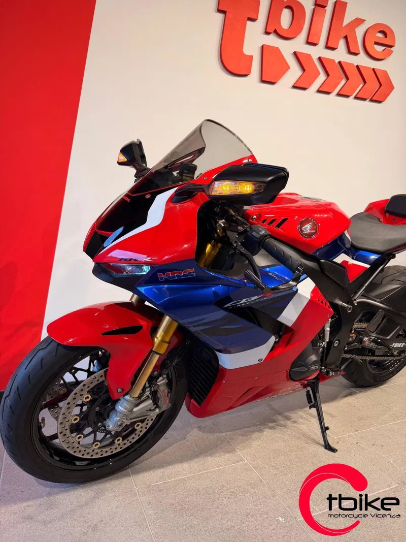 Honda CBR 1000 RR-R Fireblade SP (2020 - 21) (4)