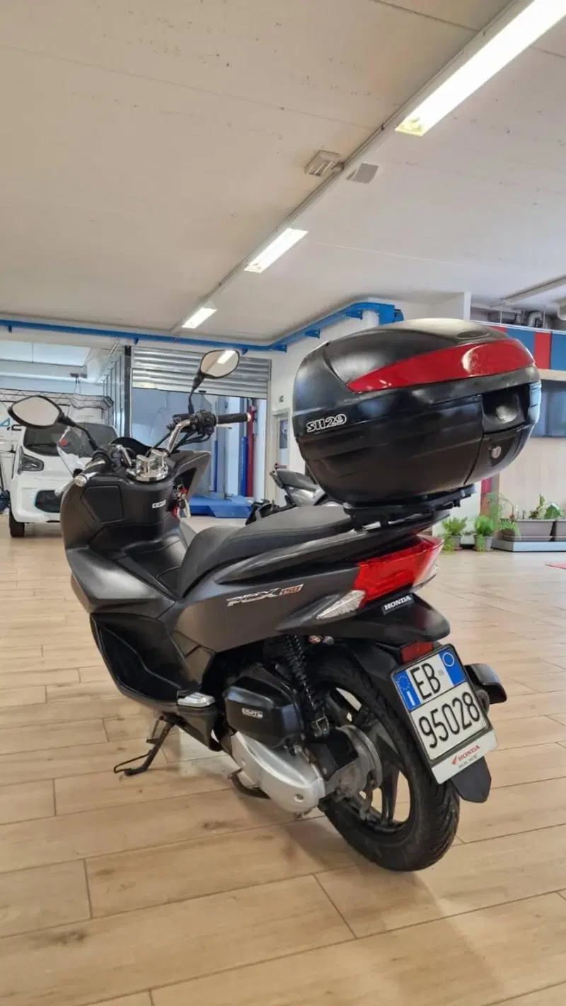 Honda PCX 150 (2014 - 17) (3)