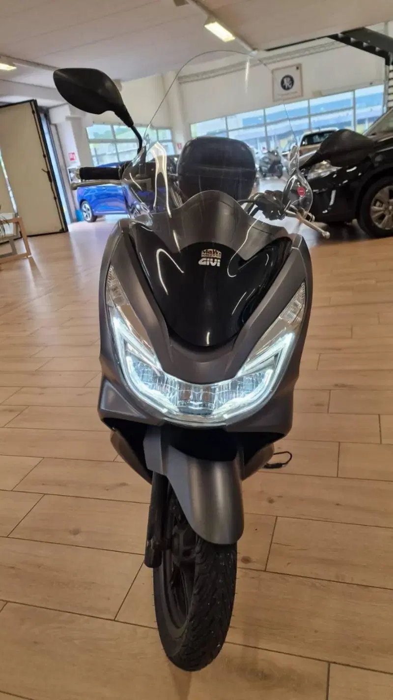 Honda PCX 150 (2014 - 17) (5)