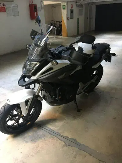 Honda NC 750 X DCT ABS (2018 - 20) usata