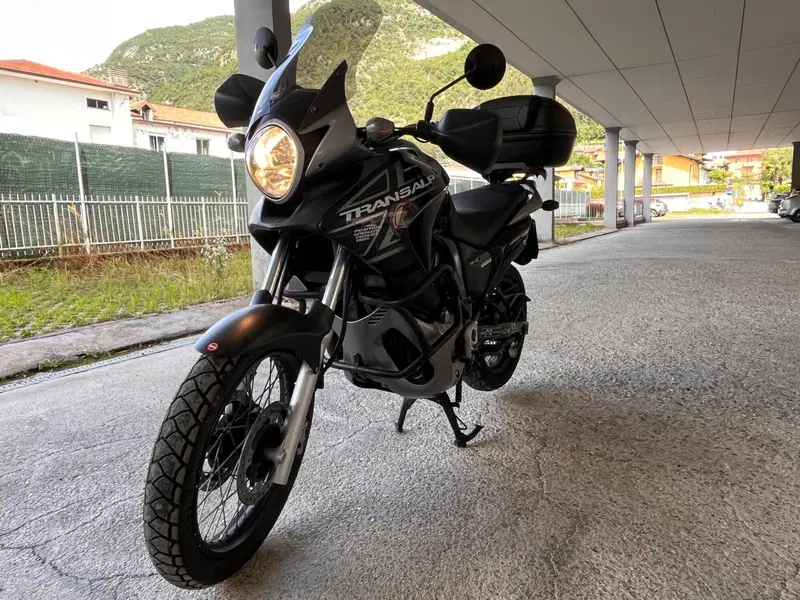 Honda Transalp XL 700 V (2007 - 2013) (2)