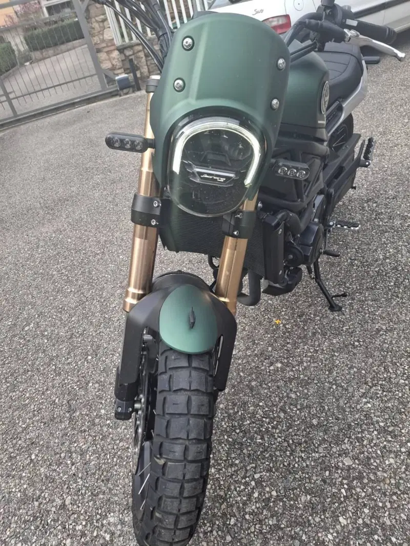 Benelli Leoncino 800 Trail (2022 - 26) (2)