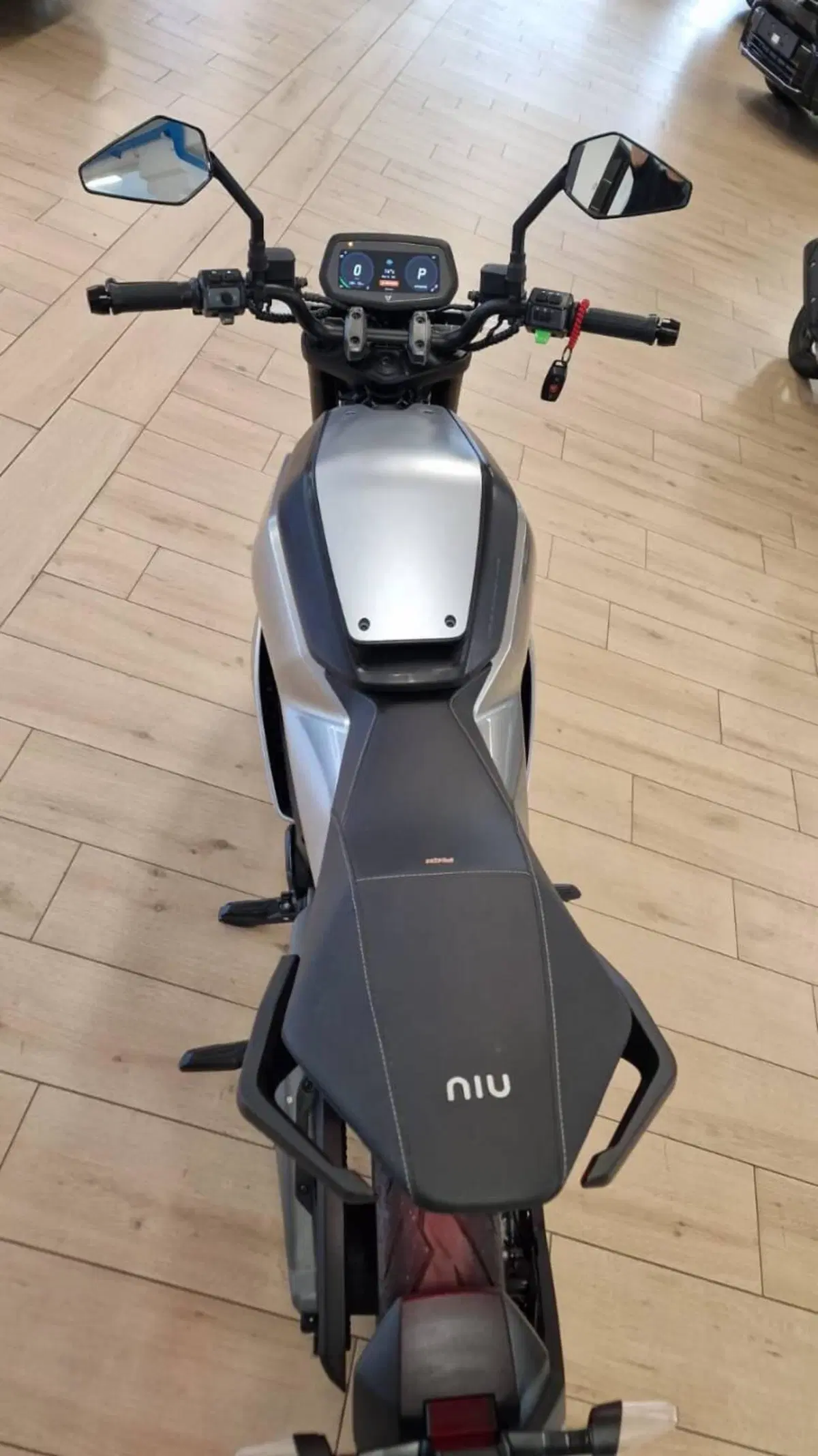 Niu RQi Sport (2024 - 26) (9)