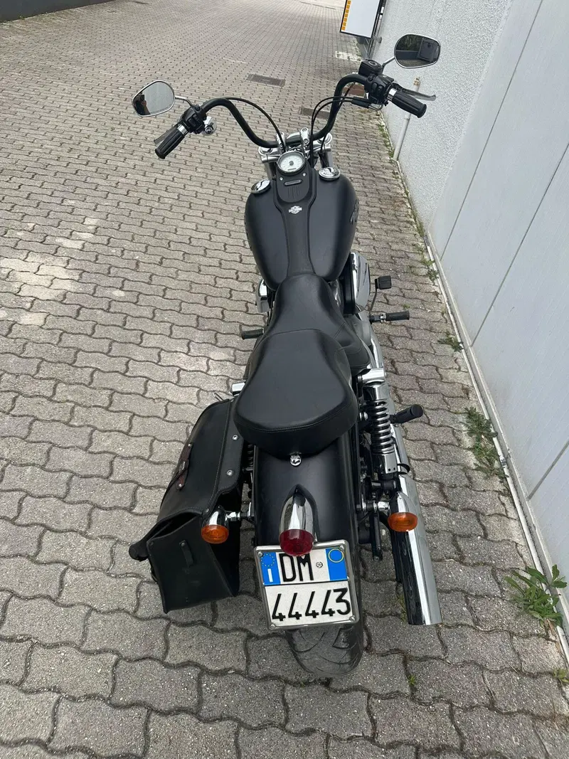Harley-Davidson 1584 Street Bob (2008 - 15) - FXDB (3)