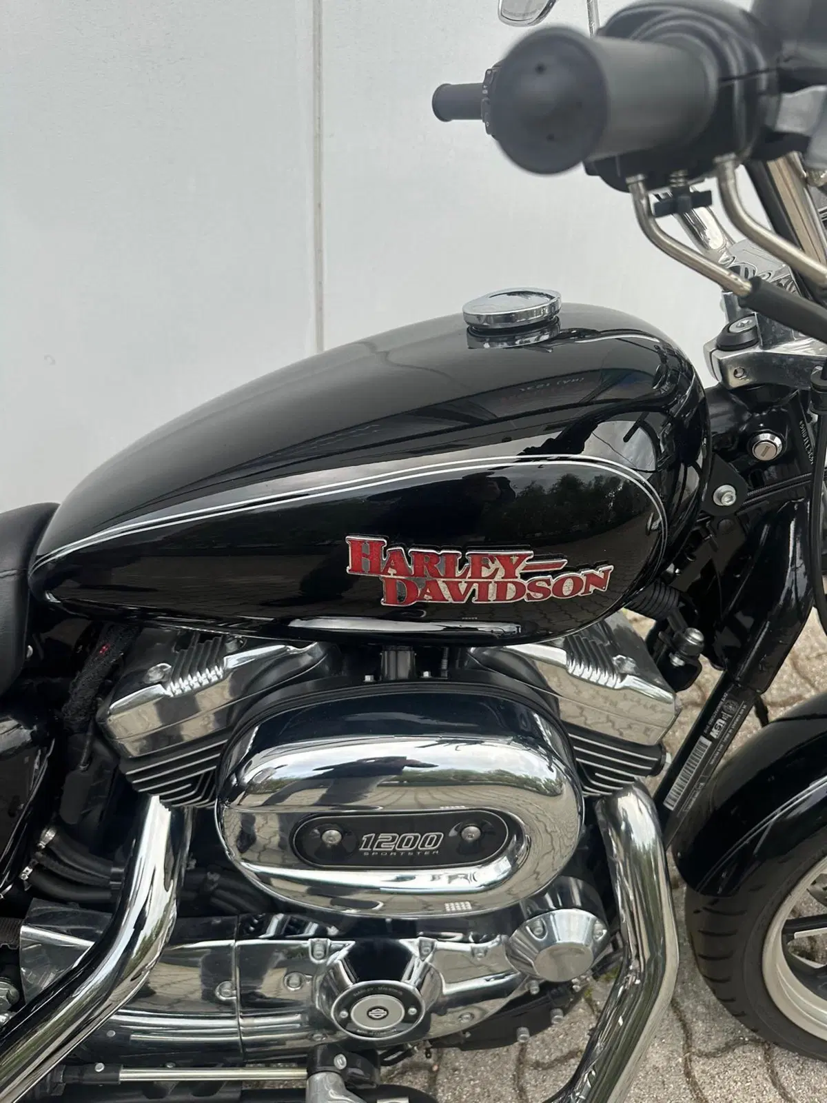 Harley-Davidson 1200 SuperLow (2014 - 16) - XL 1200T (6)