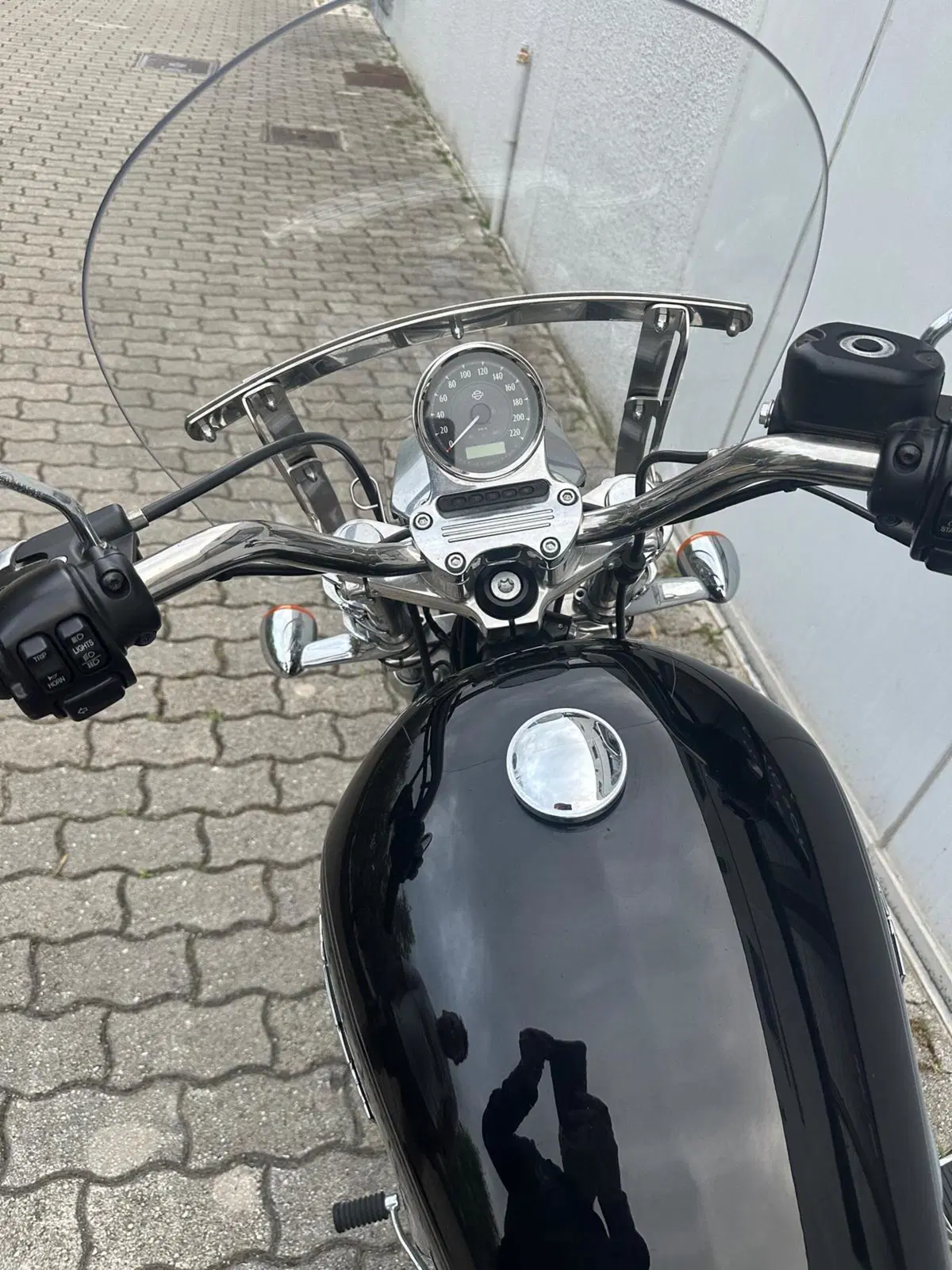 Harley-Davidson 1200 SuperLow (2014 - 16) - XL 1200T (11)