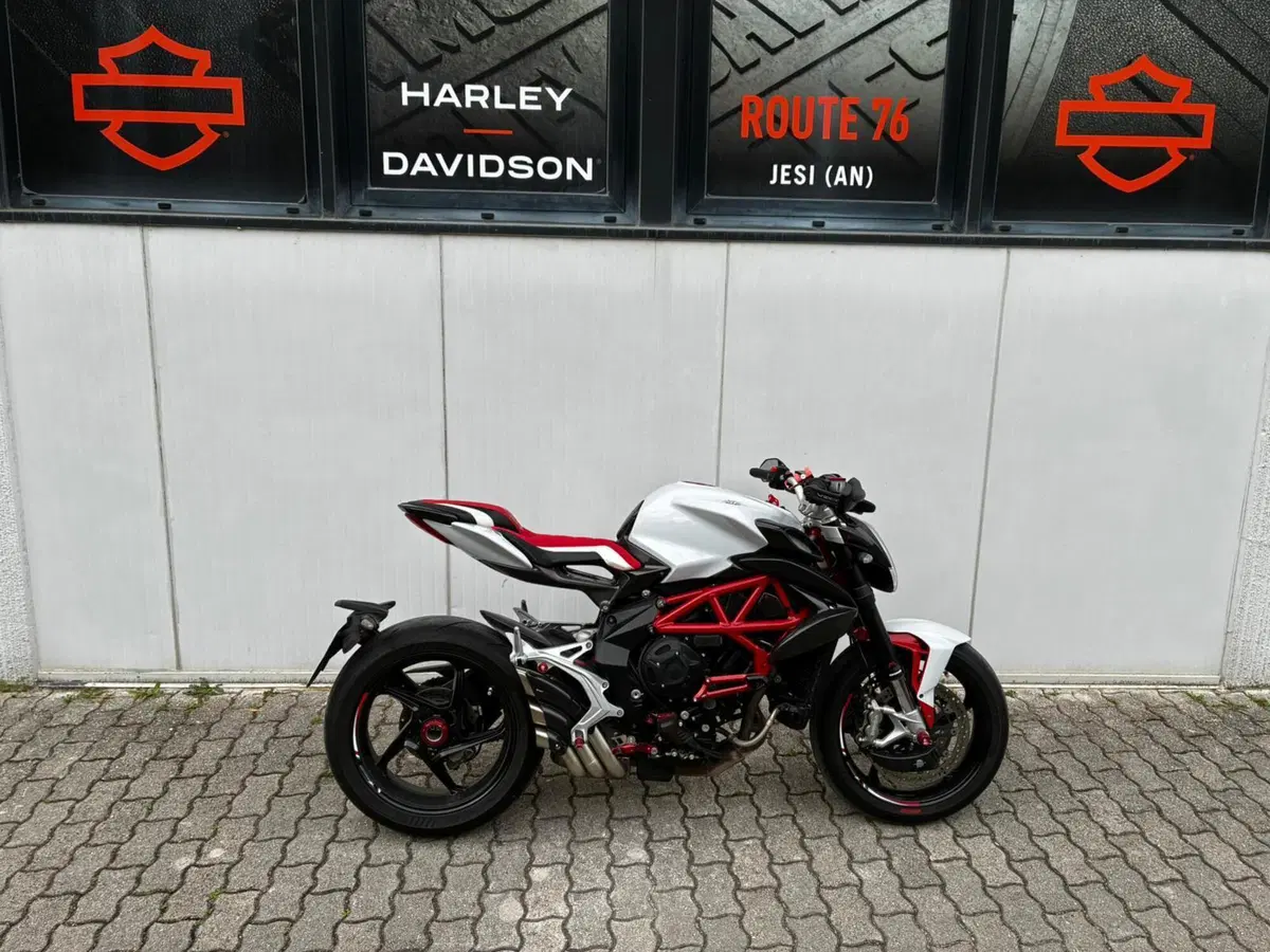 MV Agusta Brutale 800 EAS ABS (2016 - 19)